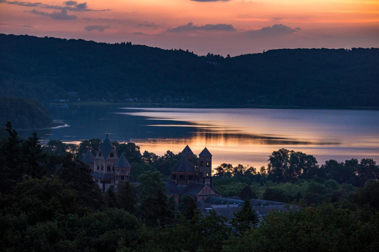 Ferienwohnungen Vulkaneifel Nickenich Buitenkant foto