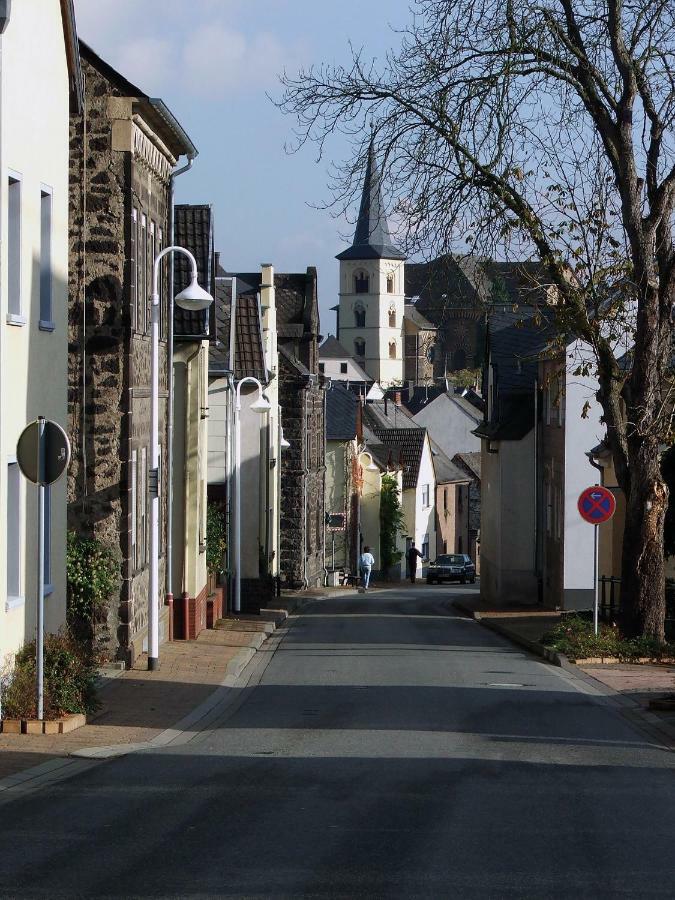 Ferienwohnungen Vulkaneifel Nickenich Buitenkant foto